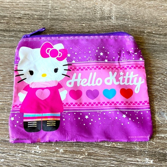 Hello Kitty Coin Purse - Picture 1 of 6